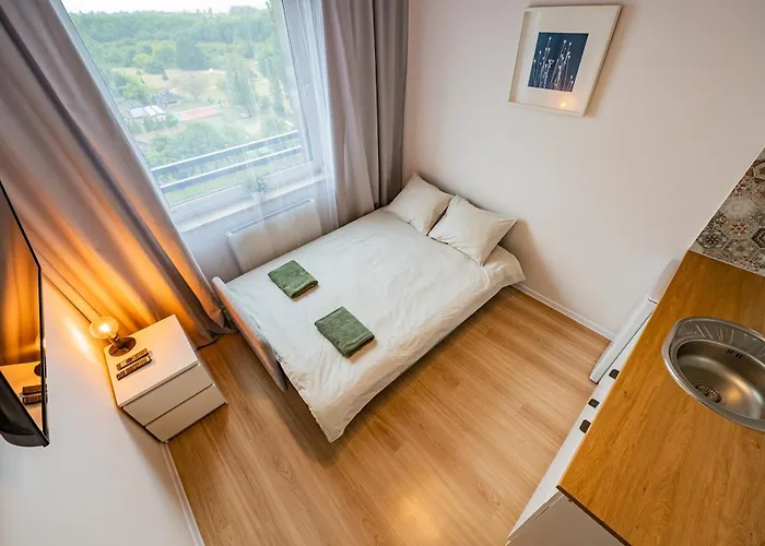 I Przy Parku Reagana Blisko Plazy *